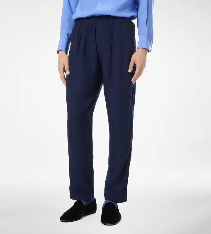 LYOCELL LIGHTWEIGHT PLEATED LOUNGE PANT NAVY BLAZER online